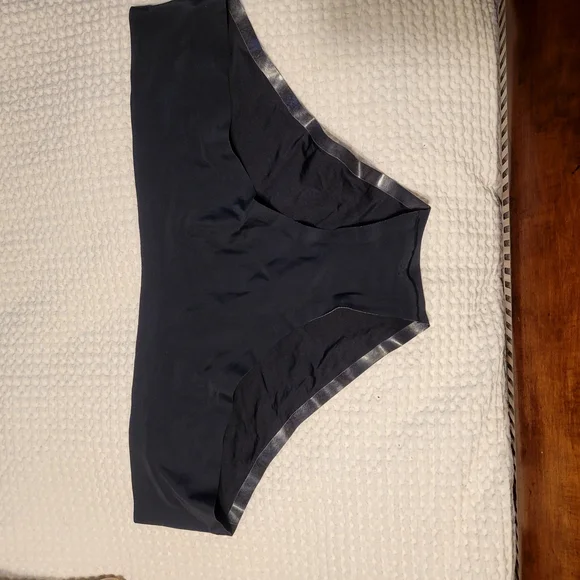 Bikini Swim Set - Picture 4 of 5